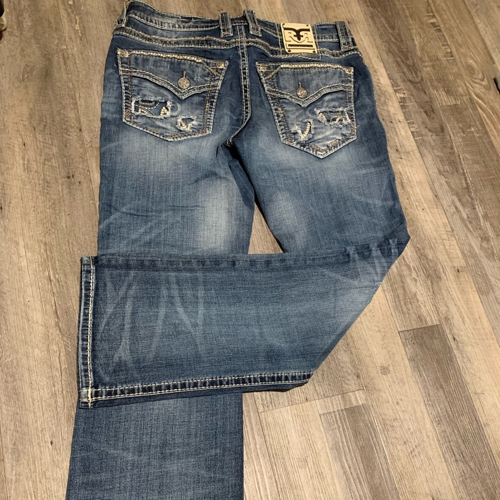 Rock Revival 36 Scarab